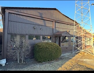 Crystal Lake, IL Industrial - 6114 Lou st Crystal Lake, IL Industrial - 6114 Lou st