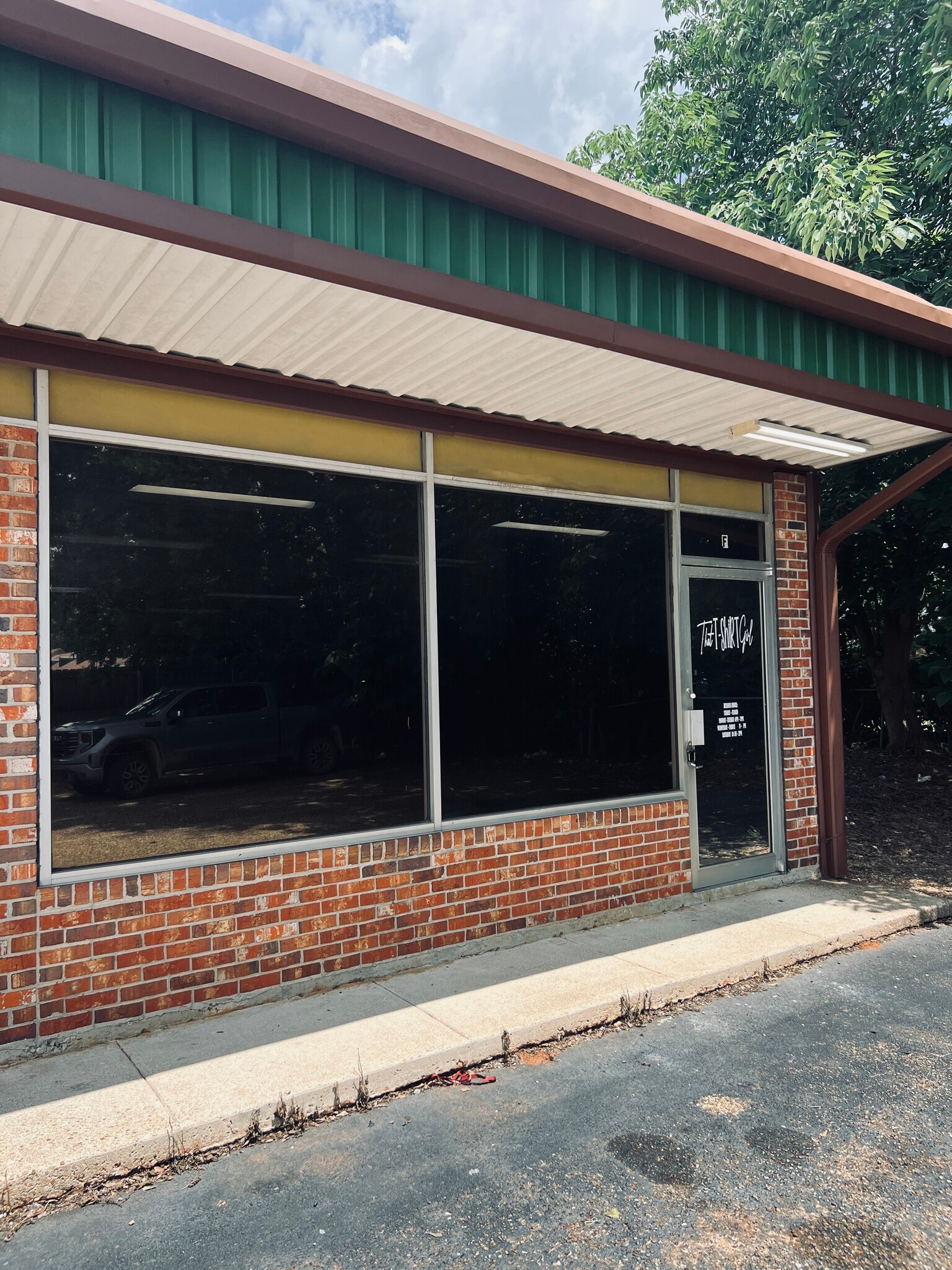 963 S Memorial Dr, Prattville, AL for Rent