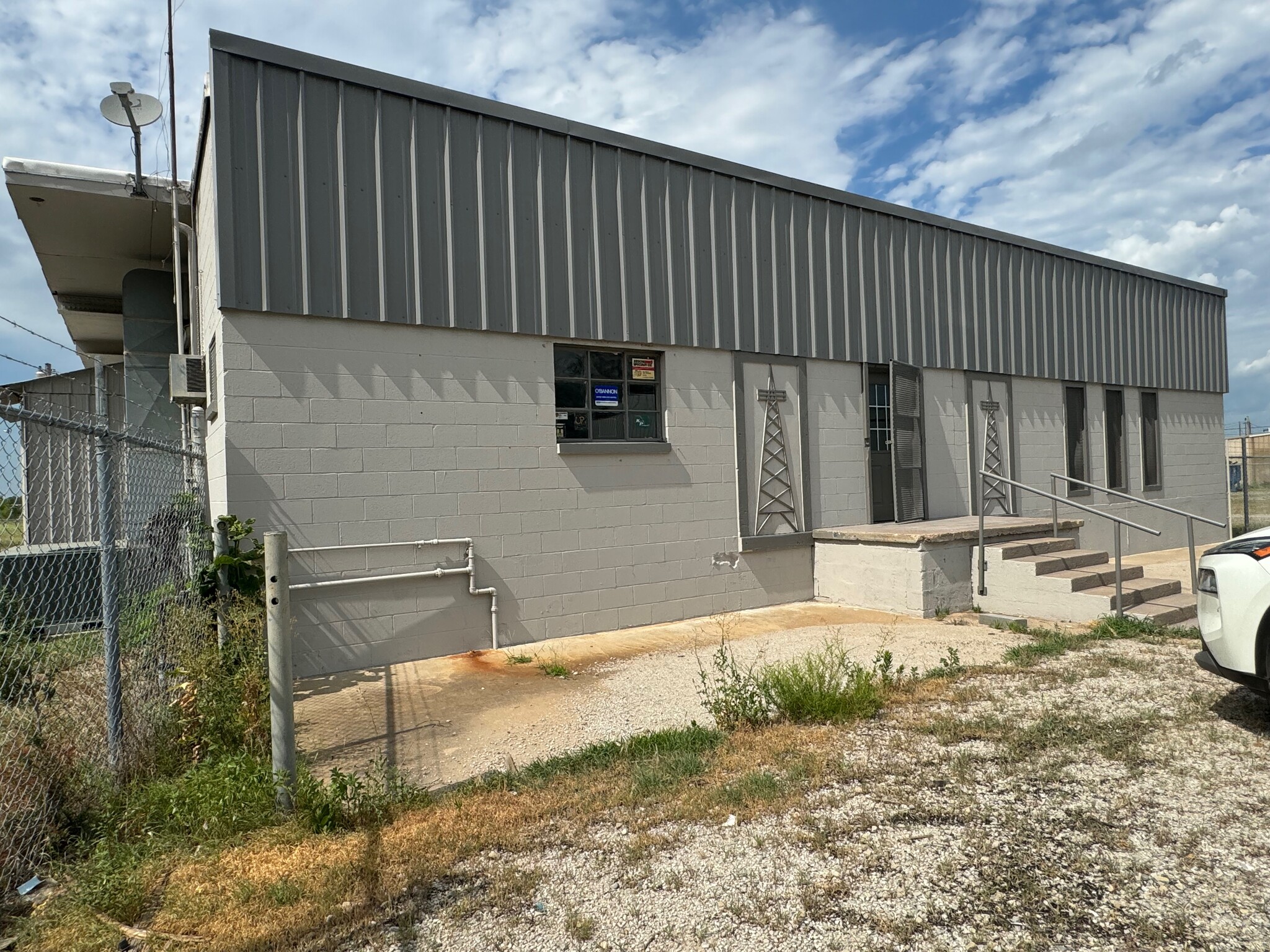 324 E Vine St, Cushing, OK for Sale