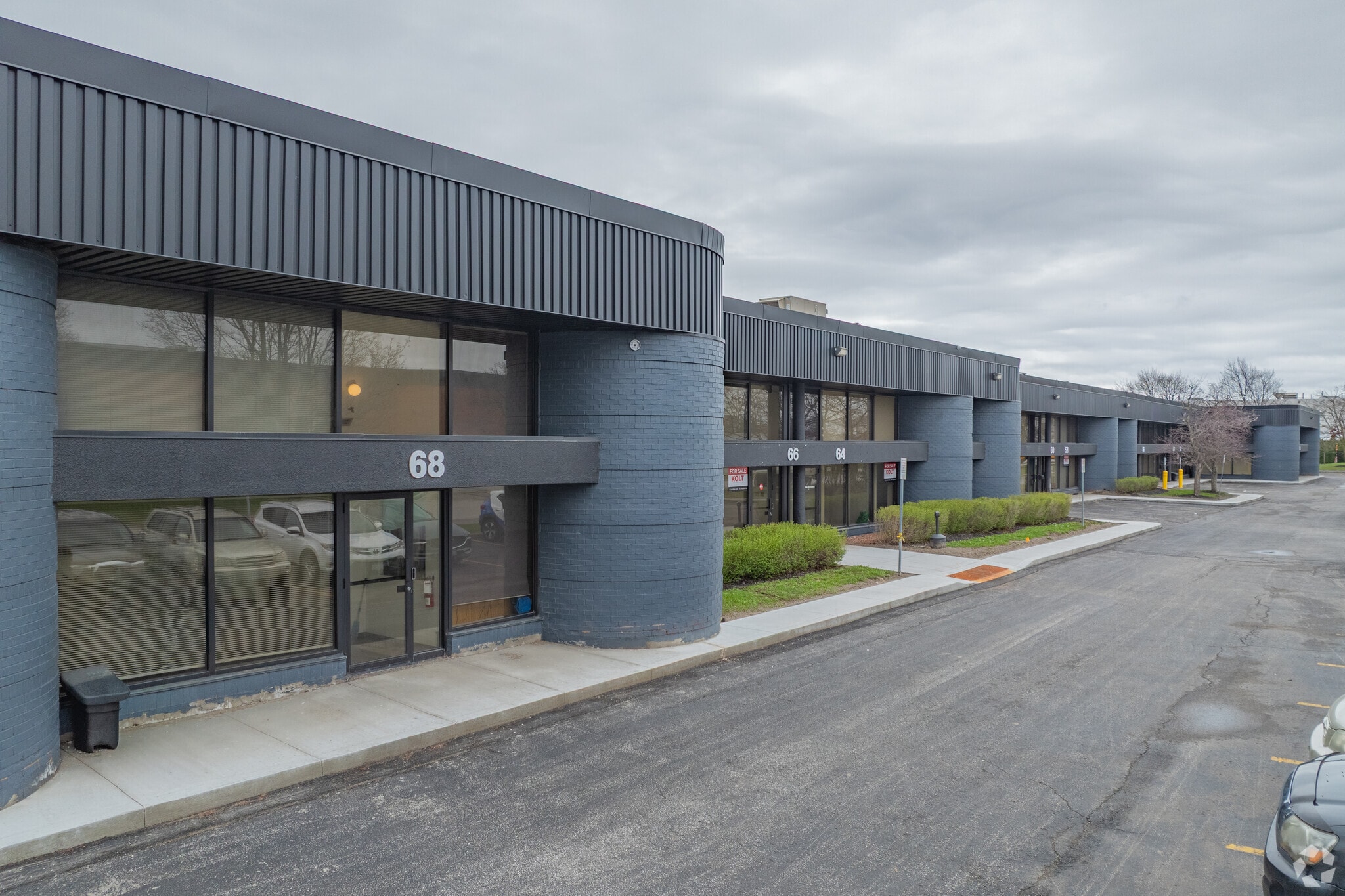 50-70 Novopharm Ct, Toronto, ON for Sale