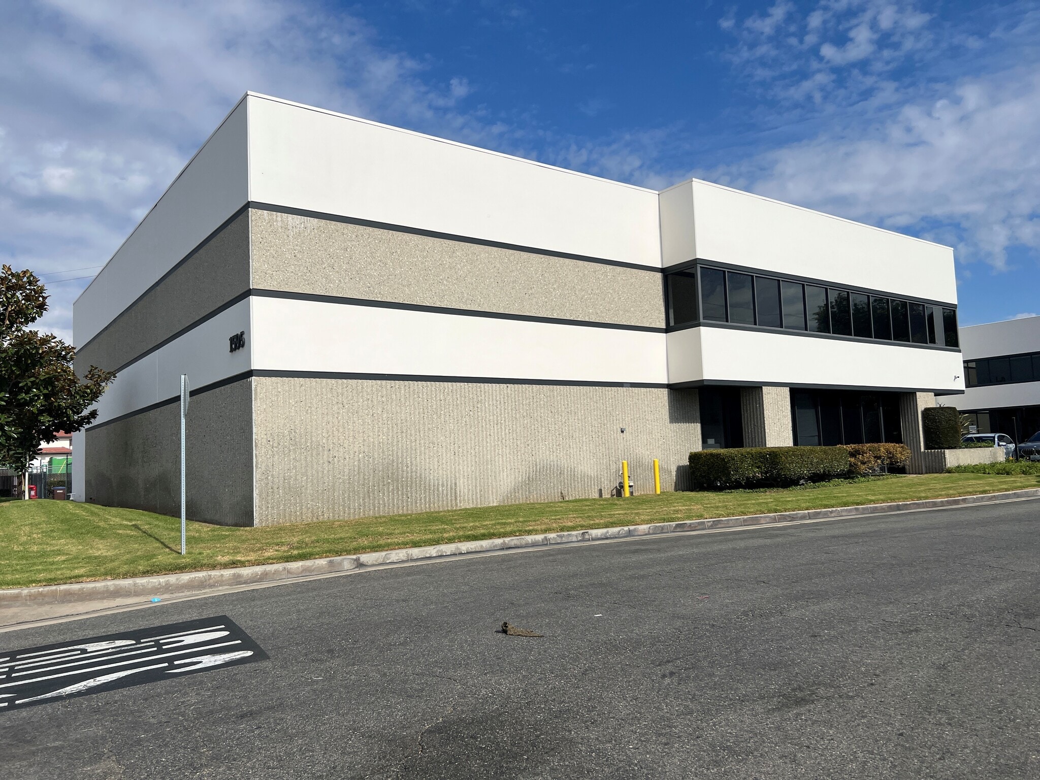 1595 N Main St, Orange, CA for Rent