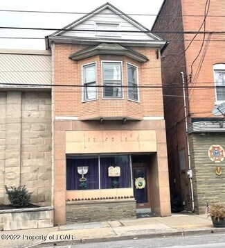 113 W Main St