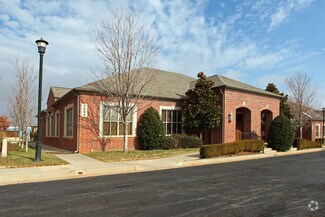 7009-7011 N Robinson Ave  