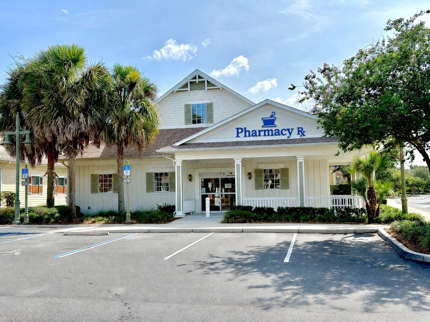 910 Old Camp Rd, Lady Lake, FL for Rent