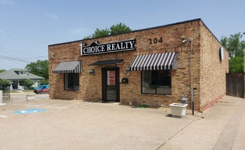 104 W Kaufman St, Rockwall, TX for Rent