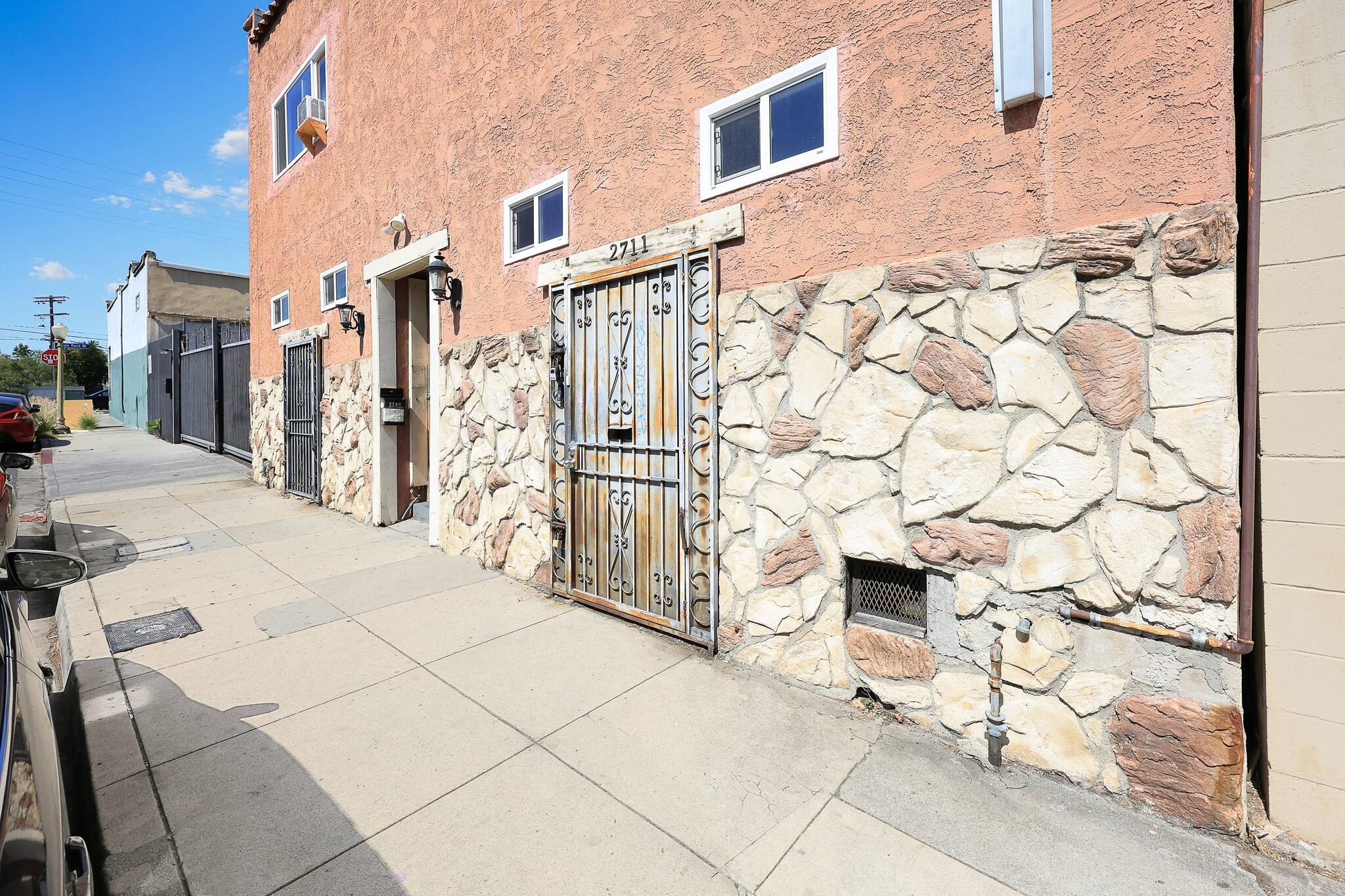 2709 W Avenue 34, Los Angeles, CA for Sale