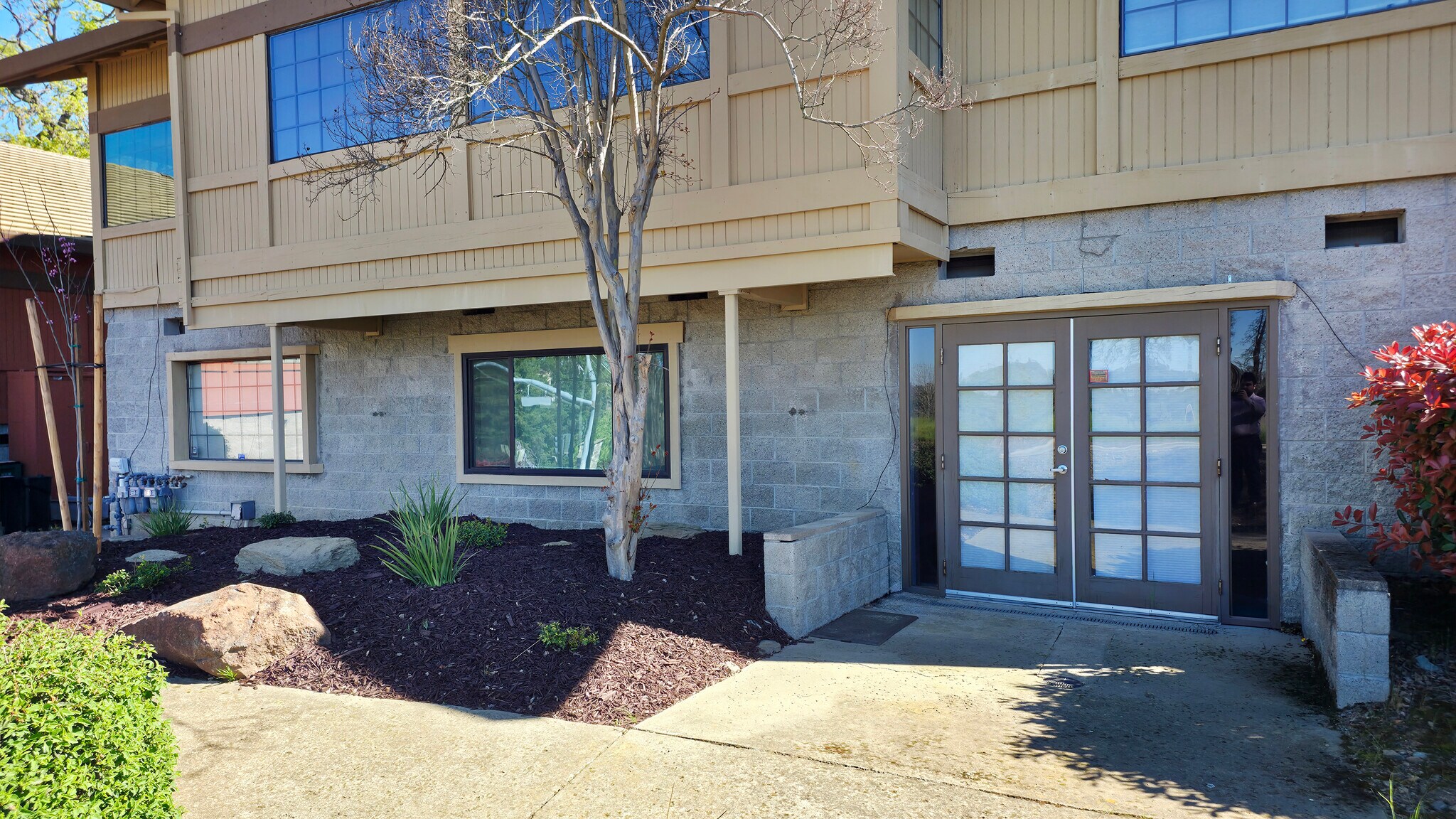 875-877 Embarcadero Dr, El Dorado Hills, CA for Rent