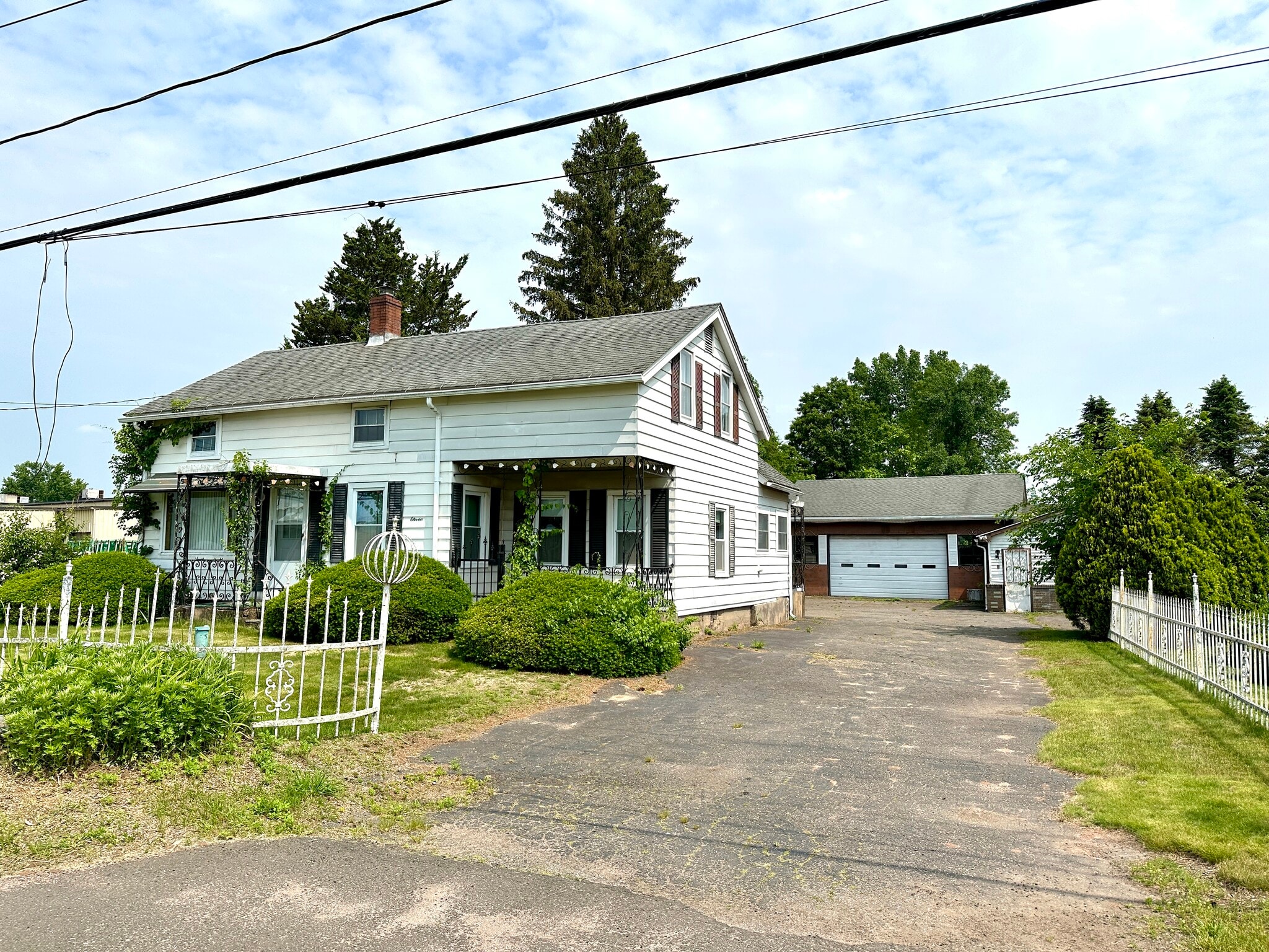 11 Abbe Rd, East Windsor, CT for Sale