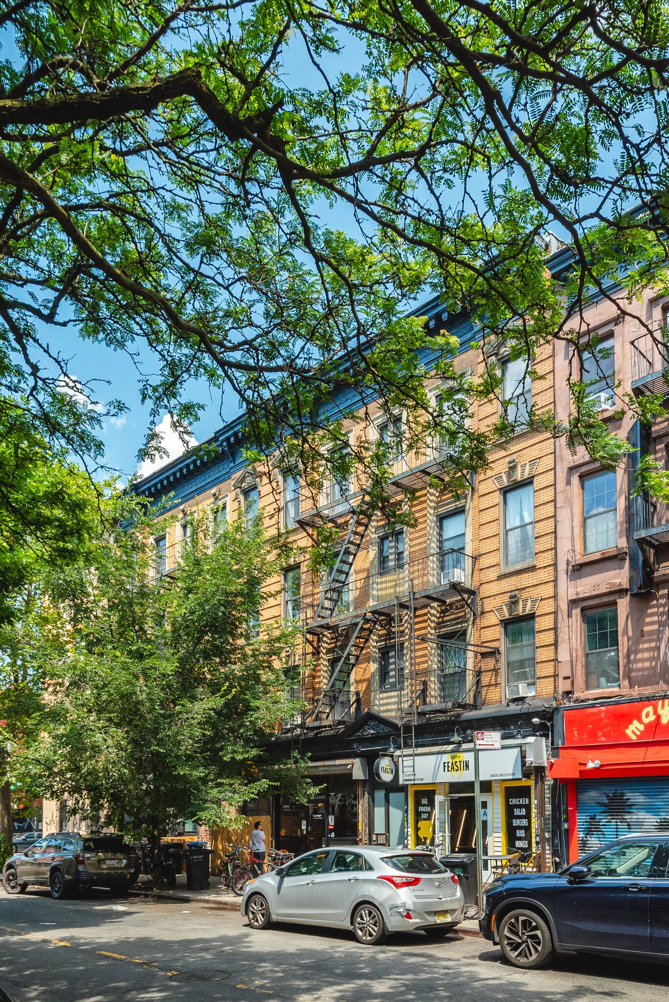 555-561 Gates Avenue, Brooklyn, NY for Sale