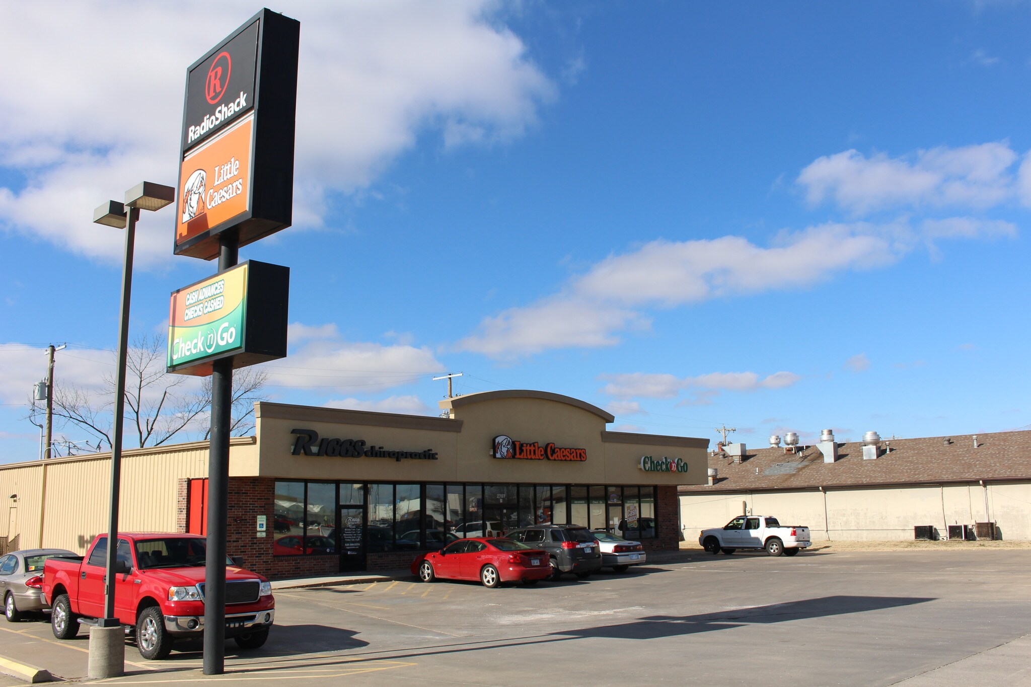2707 N Broadway St, Pittsburg, KS for Rent