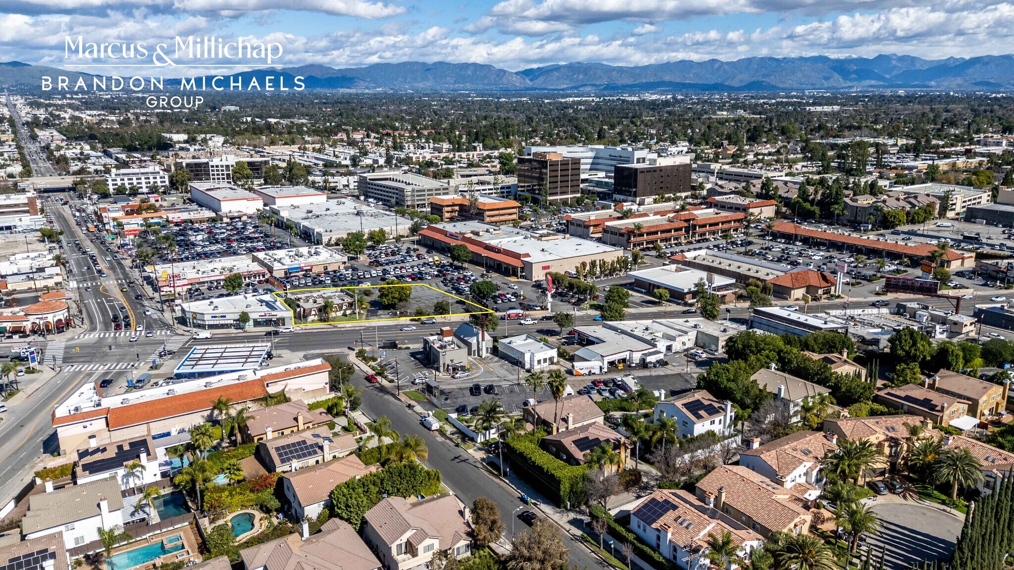 18451-18481 Ventura Blvd, Tarzana, CA for Sale