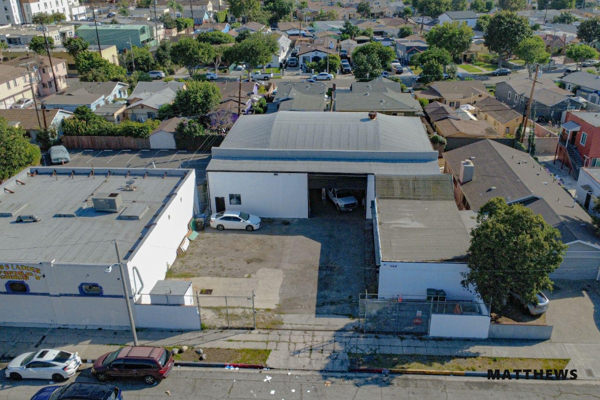 1144 E Hyde Park Blvd, Inglewood, CA for Sale