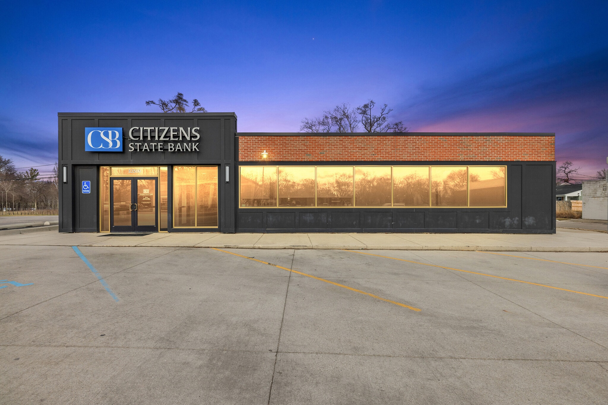 32500 N Woodward Ave, Royal Oak, MI for Sale