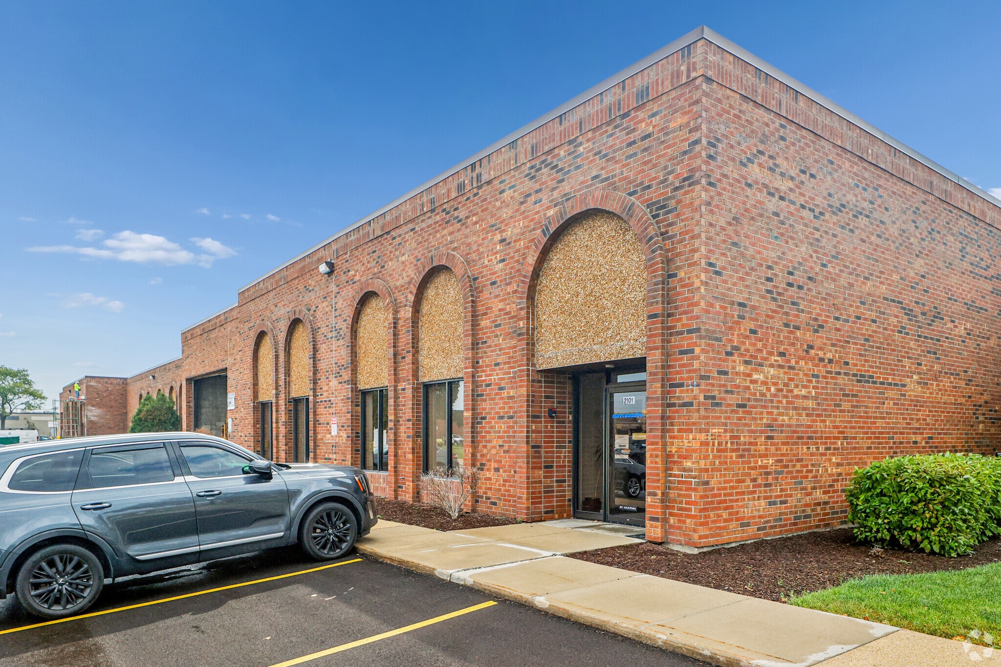 2075-2185 Estes Ave, Elk Grove Village, IL for Rent