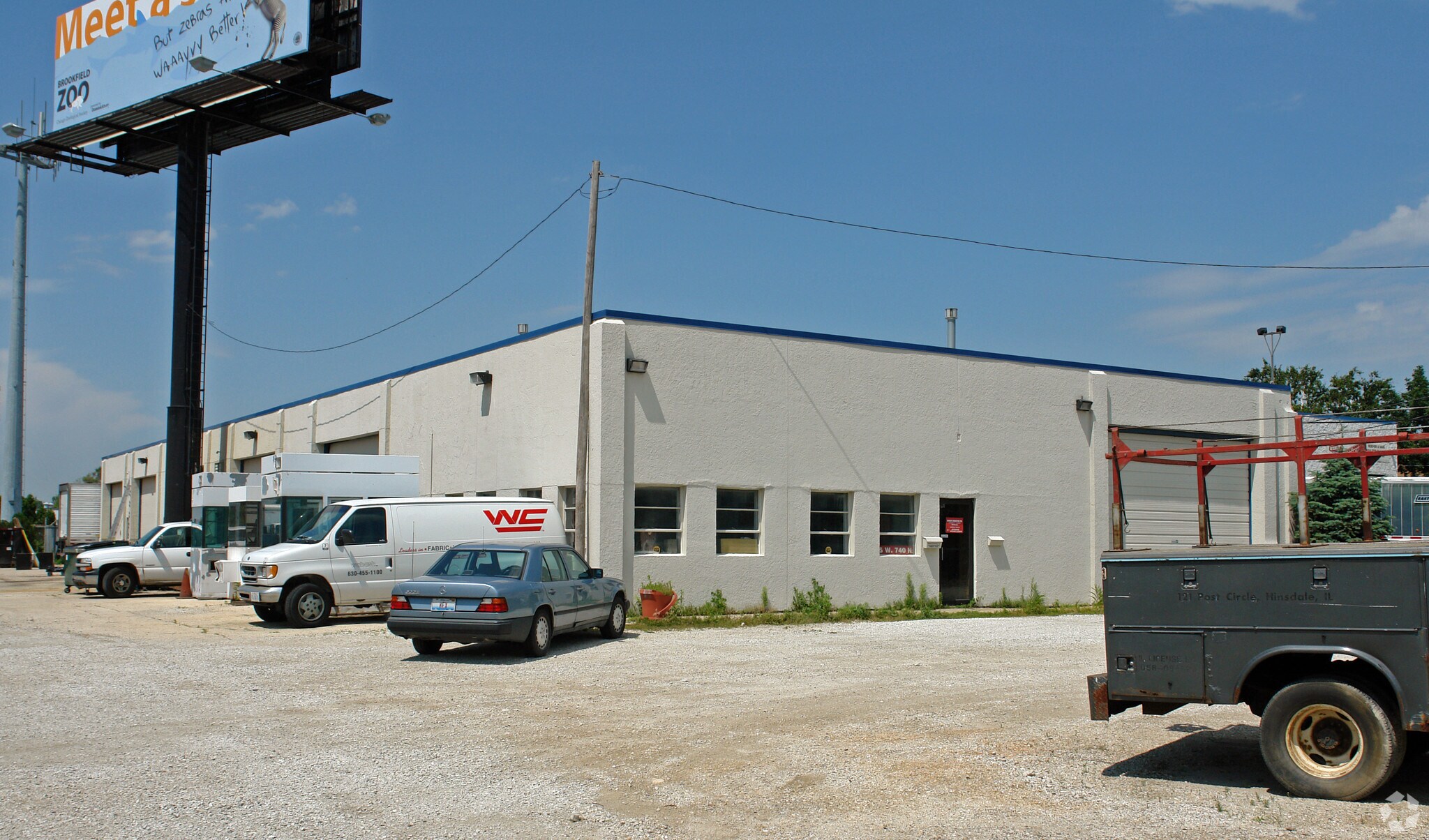 15W740 Frontage Rd, Willowbrook, IL for Rent