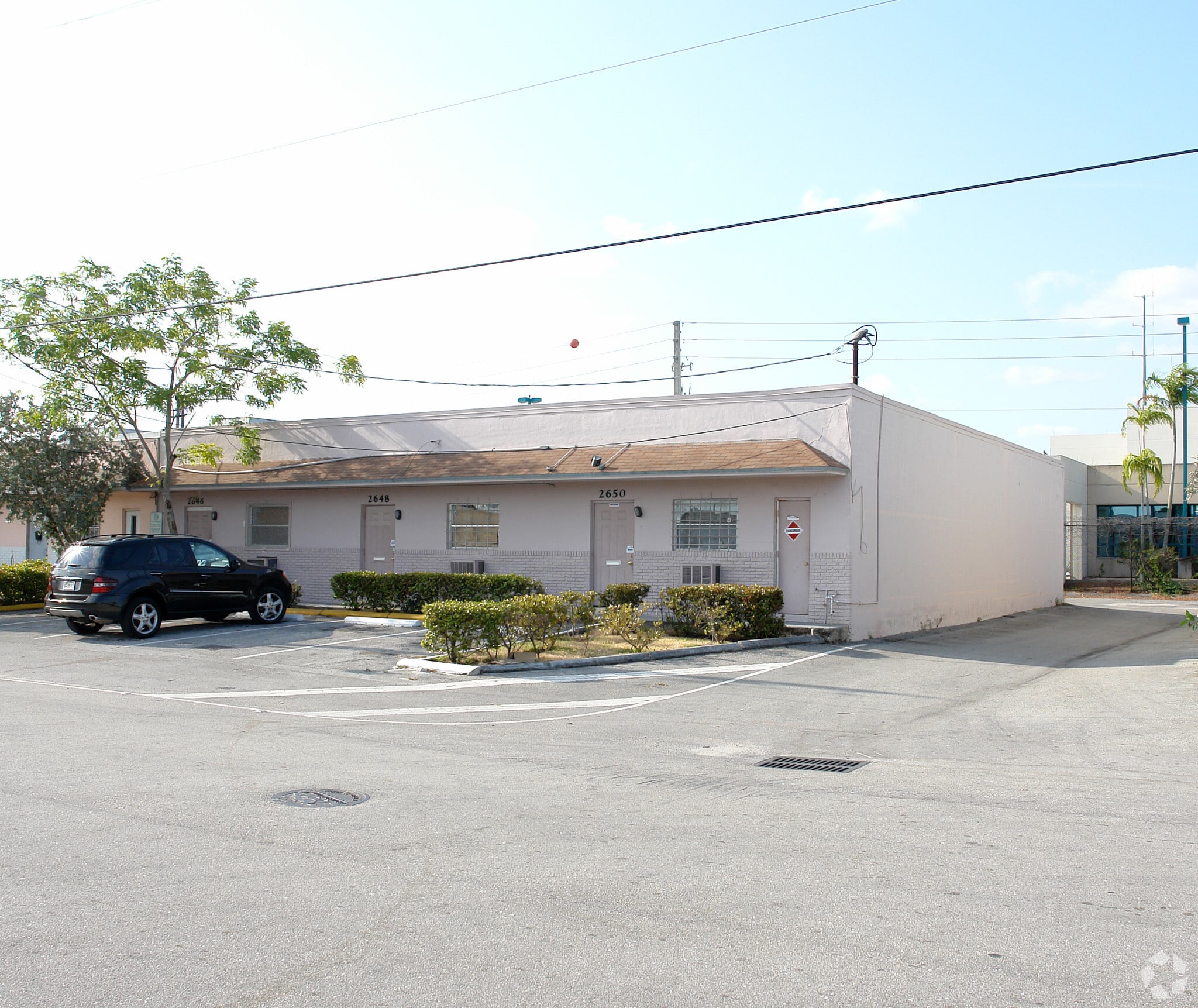 26462652 NW 4th St Fort Lauderdale, FL 33311 Industrial Property for Lease on