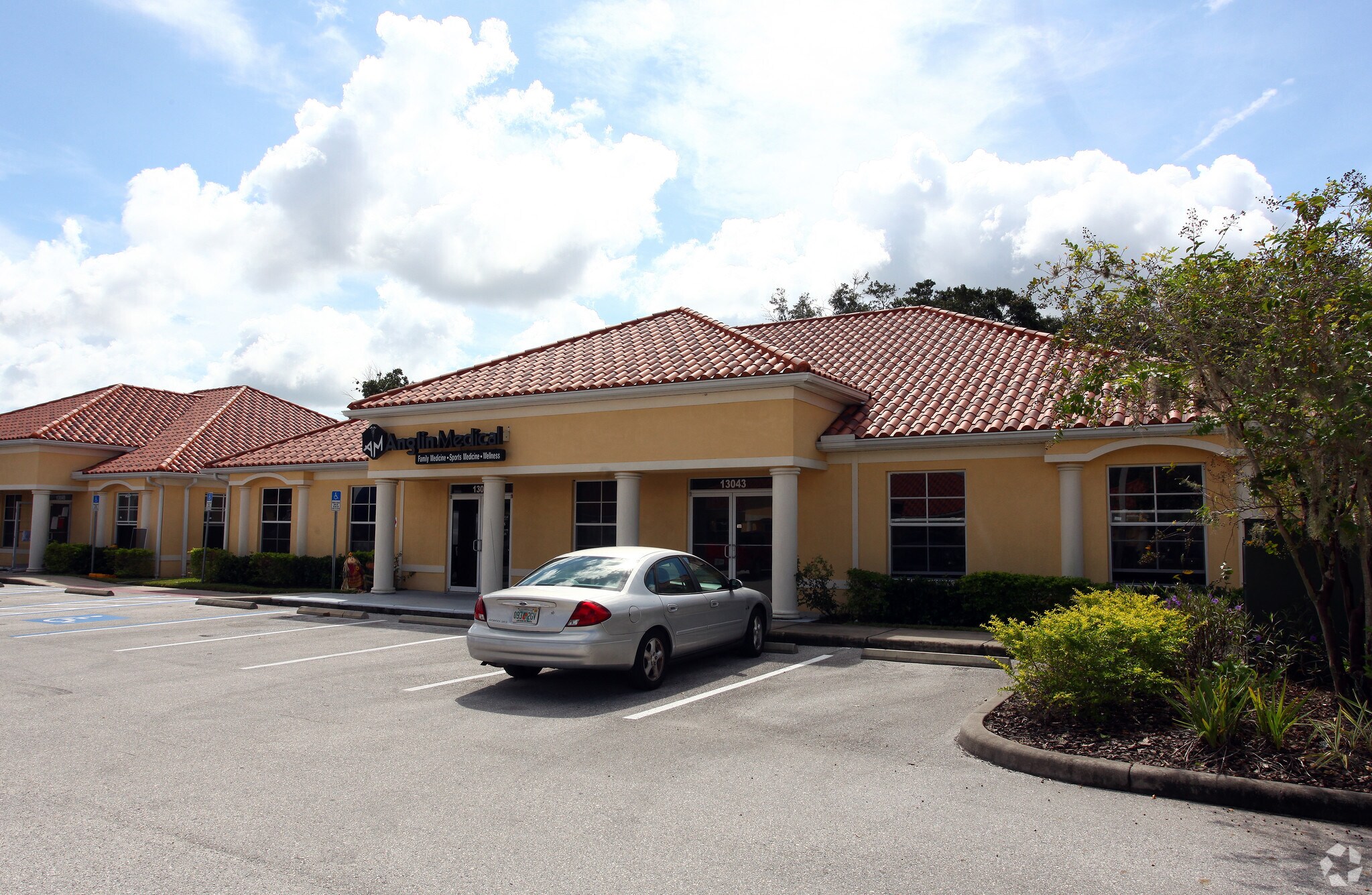 13043-13045 Summerfield Sq, Riverview, FL for Sale