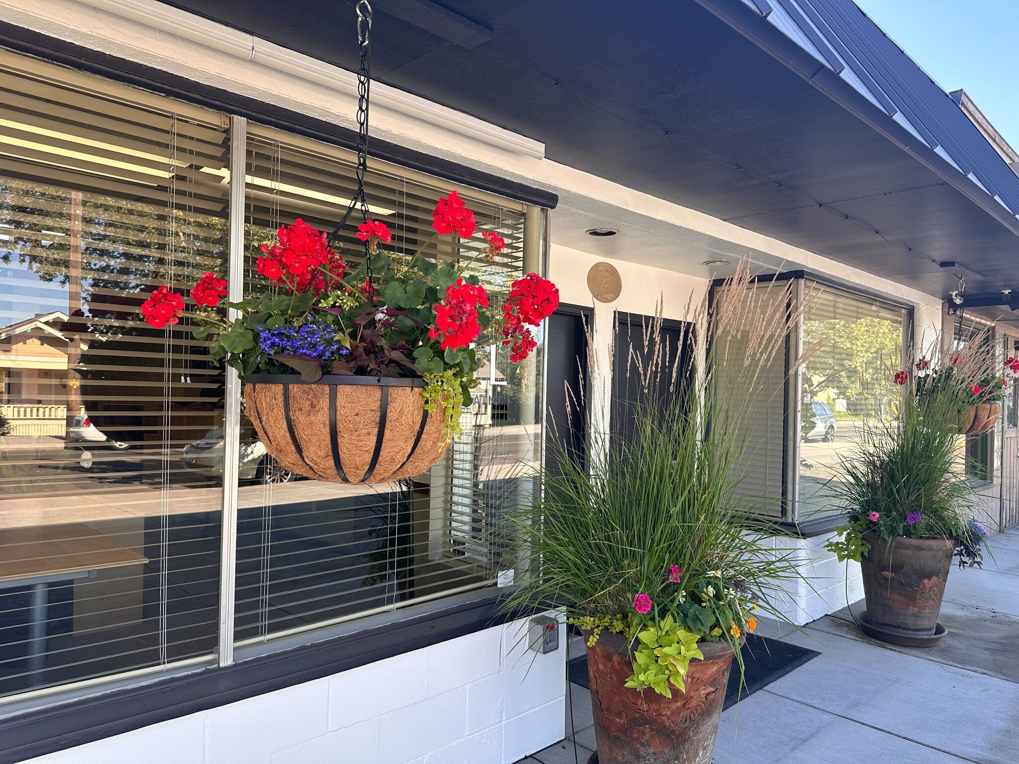 46 College Avenue Ave, College Place, WA for Rent