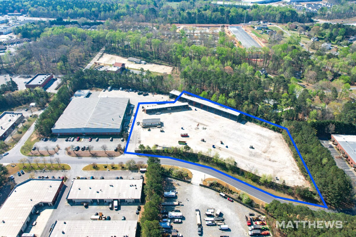 6025 Parkway North Dr, Cumming, GA for Rent