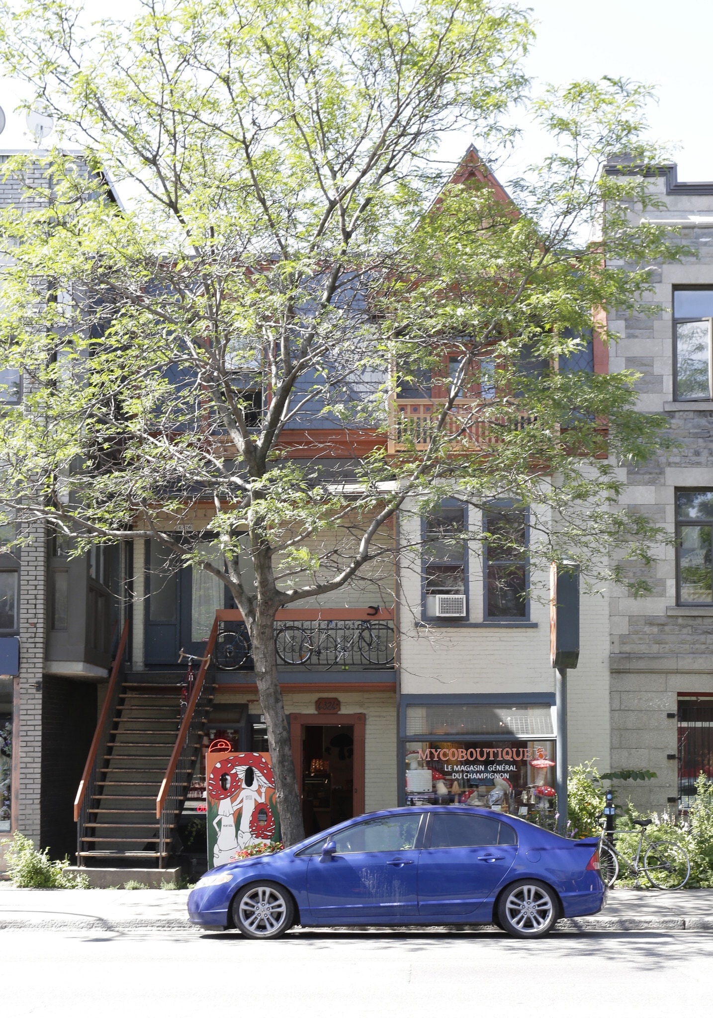 4320-4324 St Saint-Denis, Montréal, QC for Sale