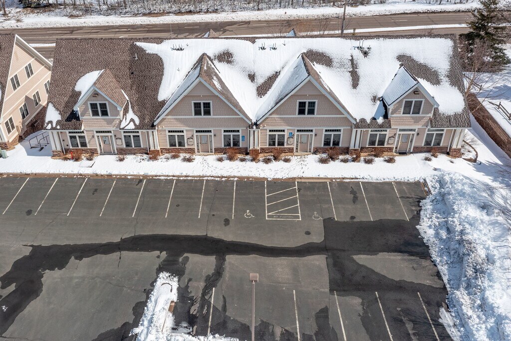 1505 Southcross Dr W, Burnsville, MN for Sale