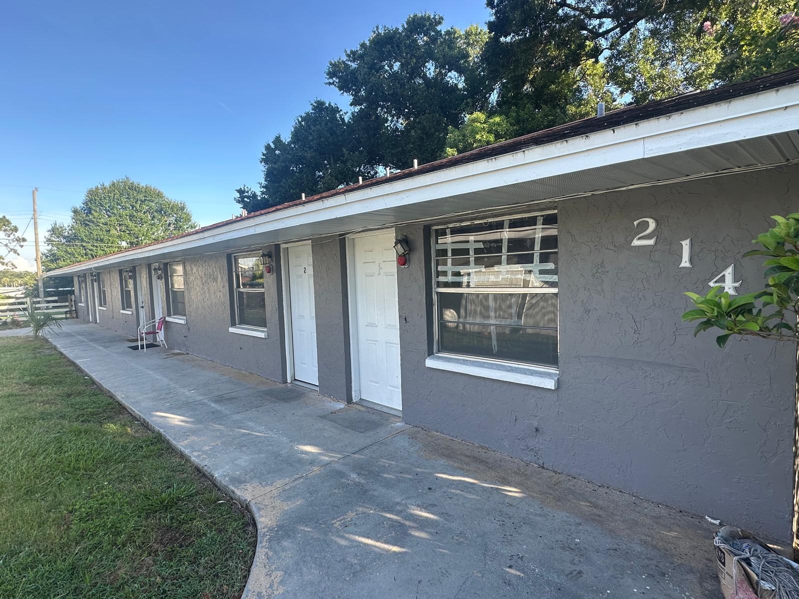 214 N Chestnut Rd, Lakeland, FL for Sale
