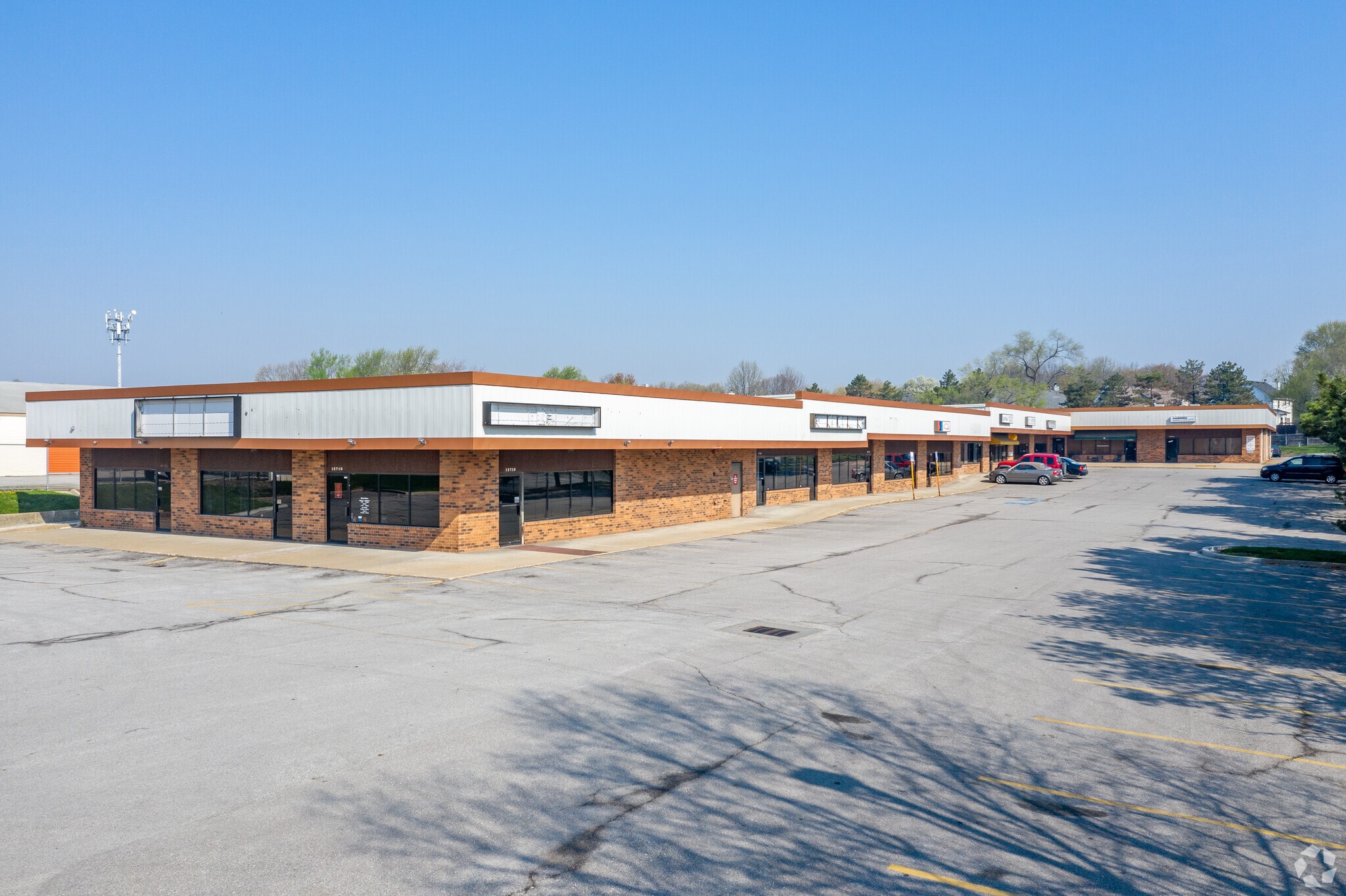12674-12710 Shawnee Mission Pky, Shawnee, KS for Rent