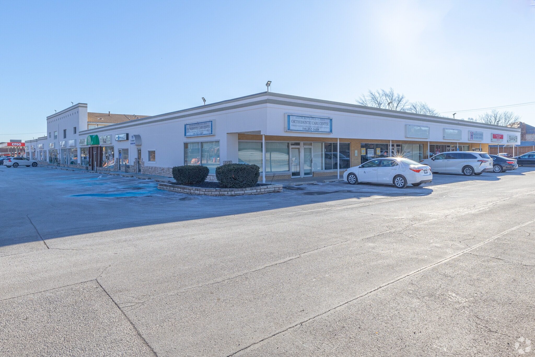 905-921 W 55th St, Countryside, IL for Sale