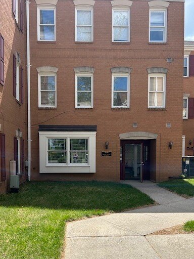 18500-18540 Office Park Dr, Gaithersburg, MD for Rent