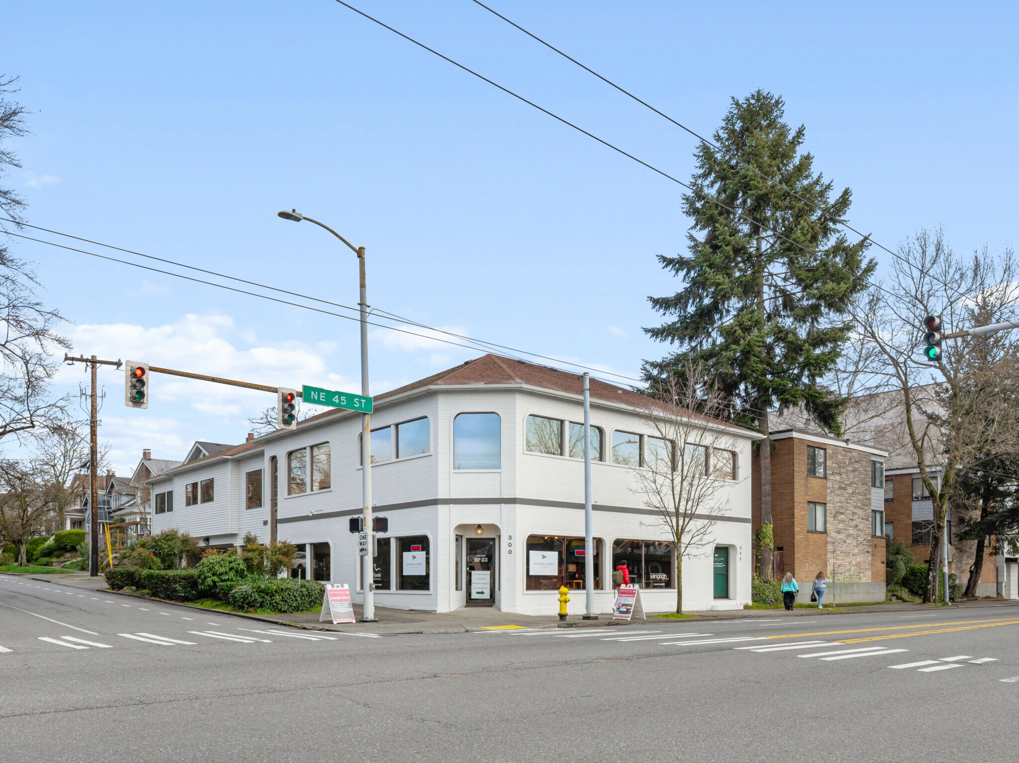 300 NE 45th St, Seattle, WA for Sale