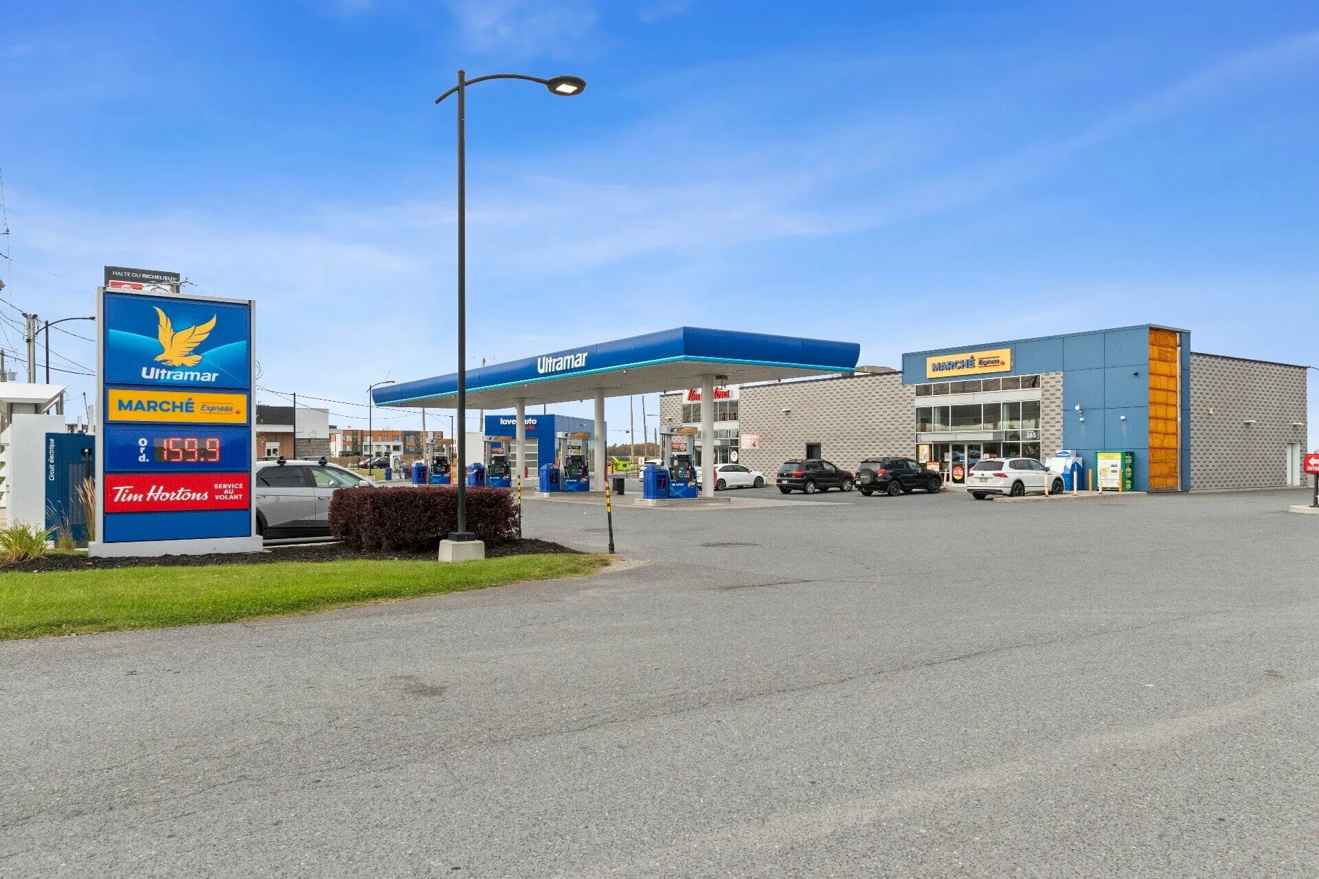 265 Rue De L'industrie, Beloeil, QC for Sale