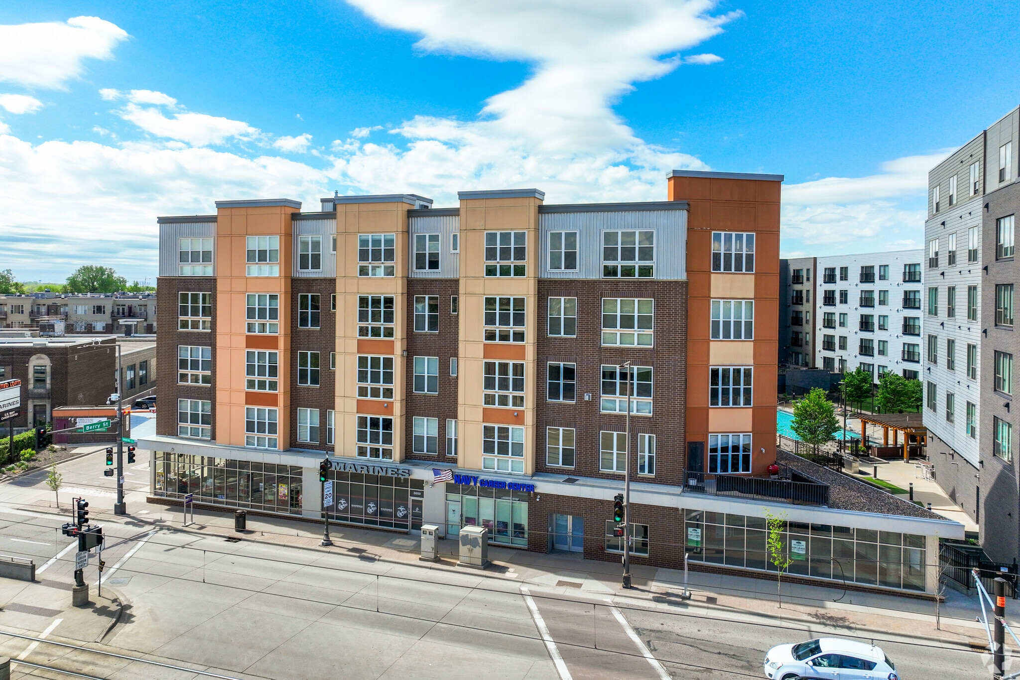 2650 University Ave W, Saint Paul, MN for Rent