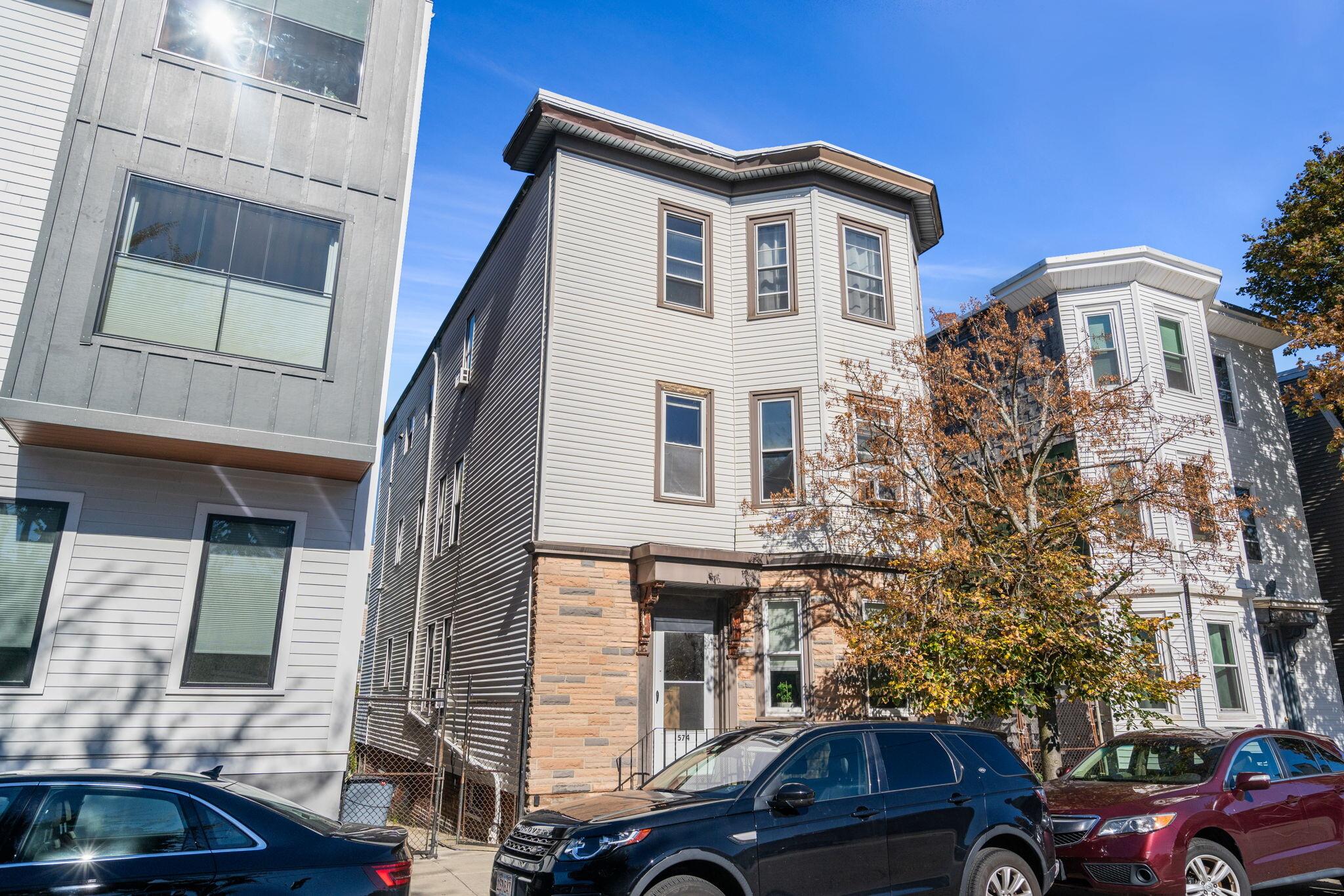 574 E 3rd St, Boston, MA for Sale