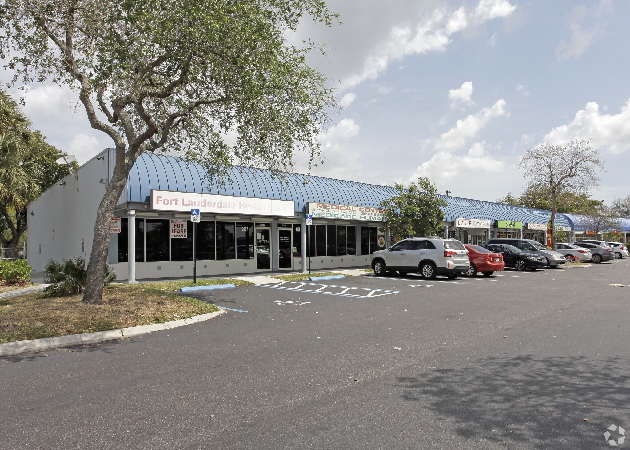 3255-3267 Davie Blvd, Fort Lauderdale, FL for Rent