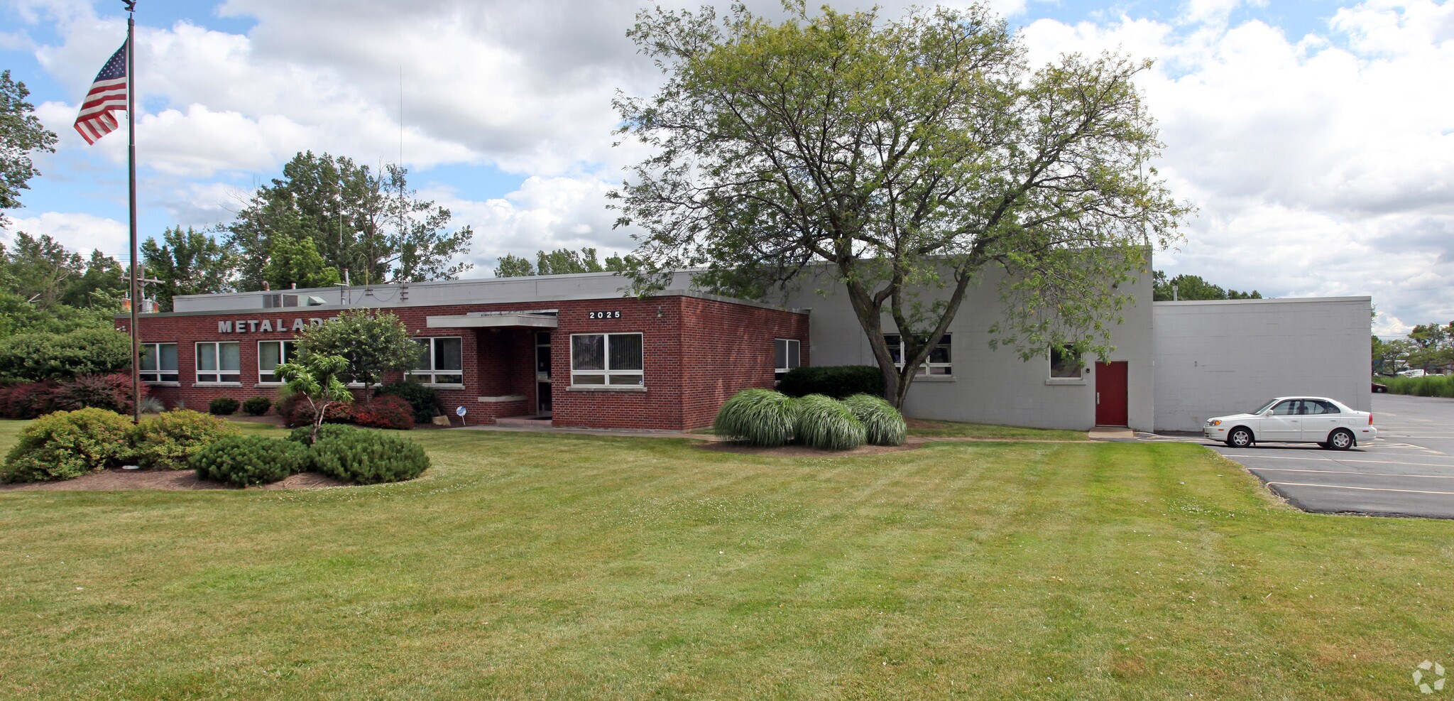 2025 Brighton Henrietta Town Line Rd Rochester, NY 14623 Industrial