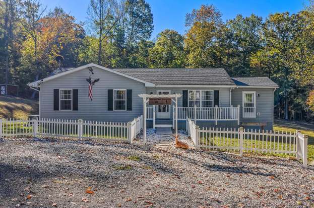 685 Henry W Miller Blvd, Paw Paw, WV for Sale