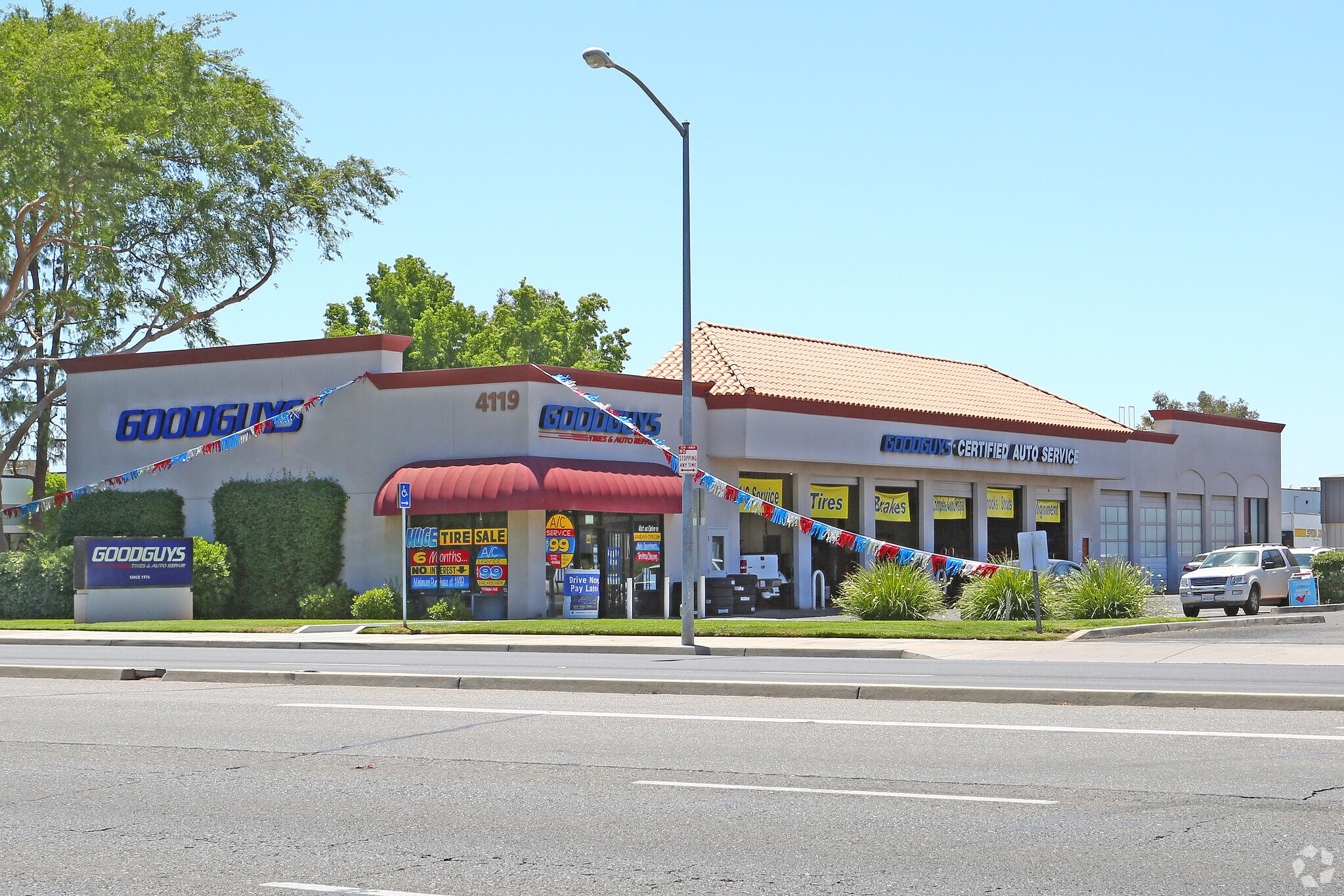 4119 W Shaw Ave, Fresno, CA for Rent
