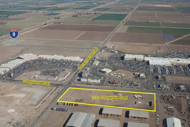 1571 S Dogwood Rd, El Centro, CA for Sale