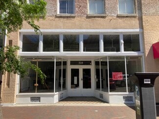 Savannah, GA Retail - 318 W Broughton St