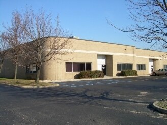 144-148 Remington Blvd, Ronkonkoma, NY for Sale