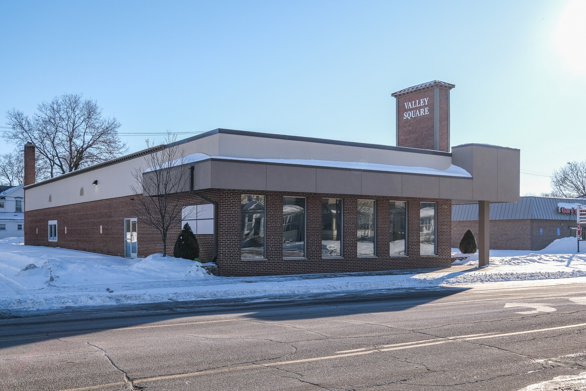 915 S Front St, Mankato, MN for Sale