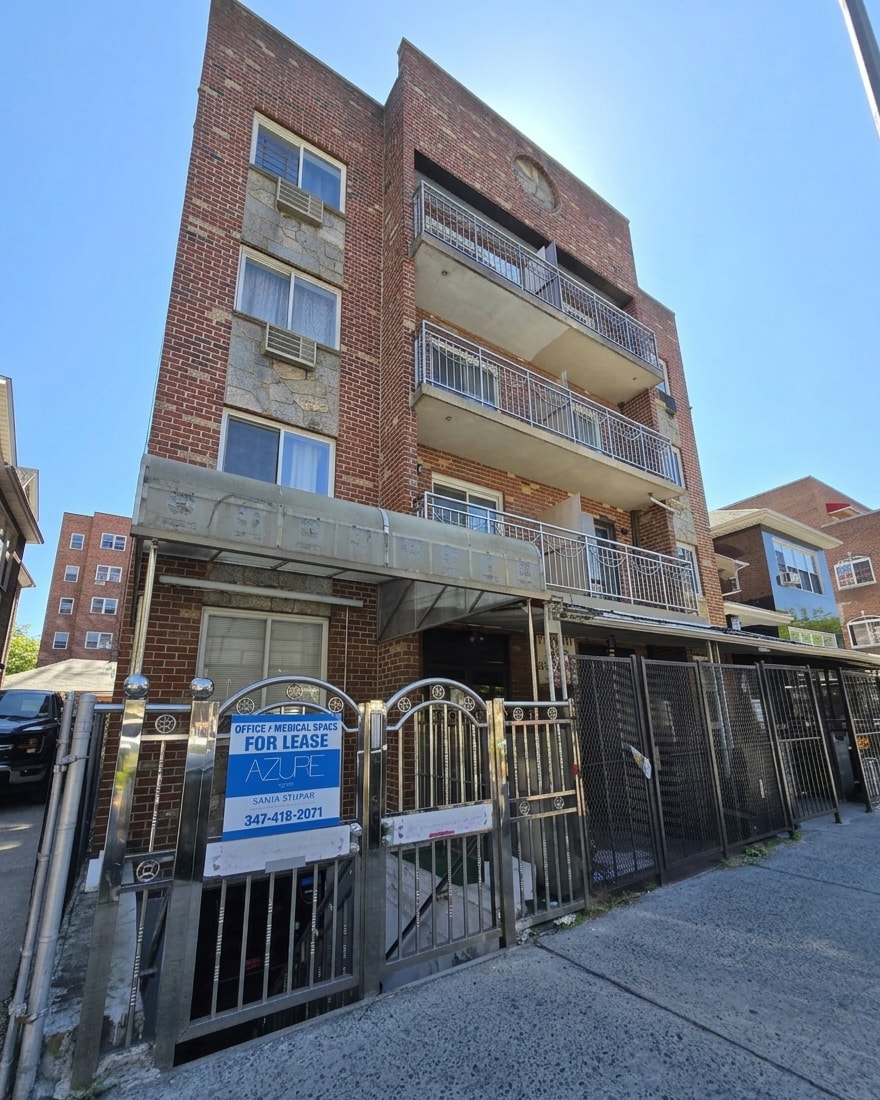 3745 75th St, Flushing, NY for Rent