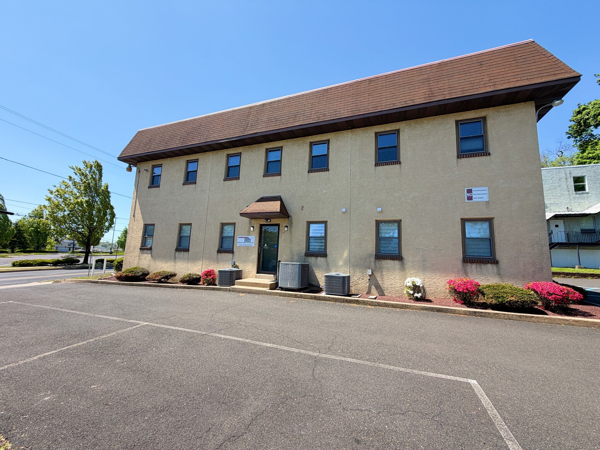 216 Cedar Ave, Willow Grove, PA for Rent