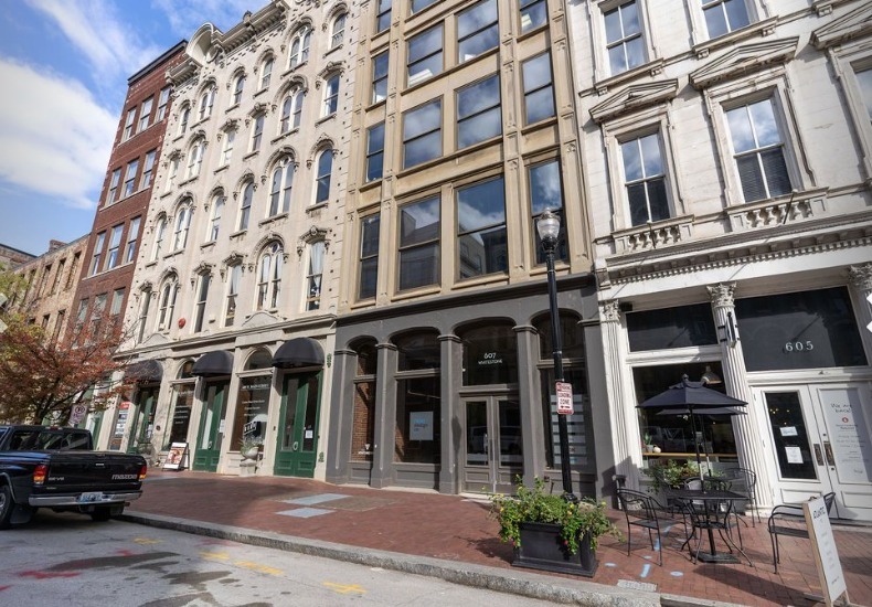 605-607 W Main St, Louisville, KY for Sale