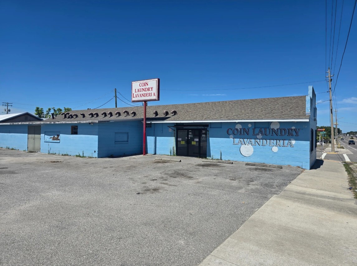 701 E Canal St, Mulberry, FL for Rent