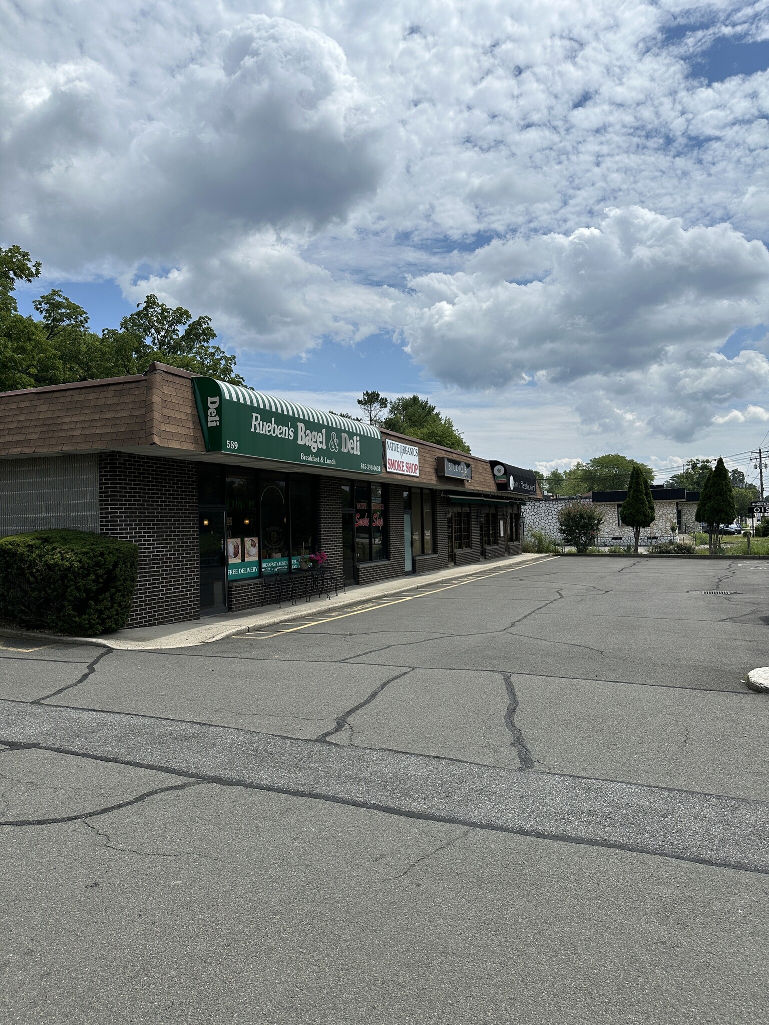 589 Route 303, Blauvelt, NY for Rent