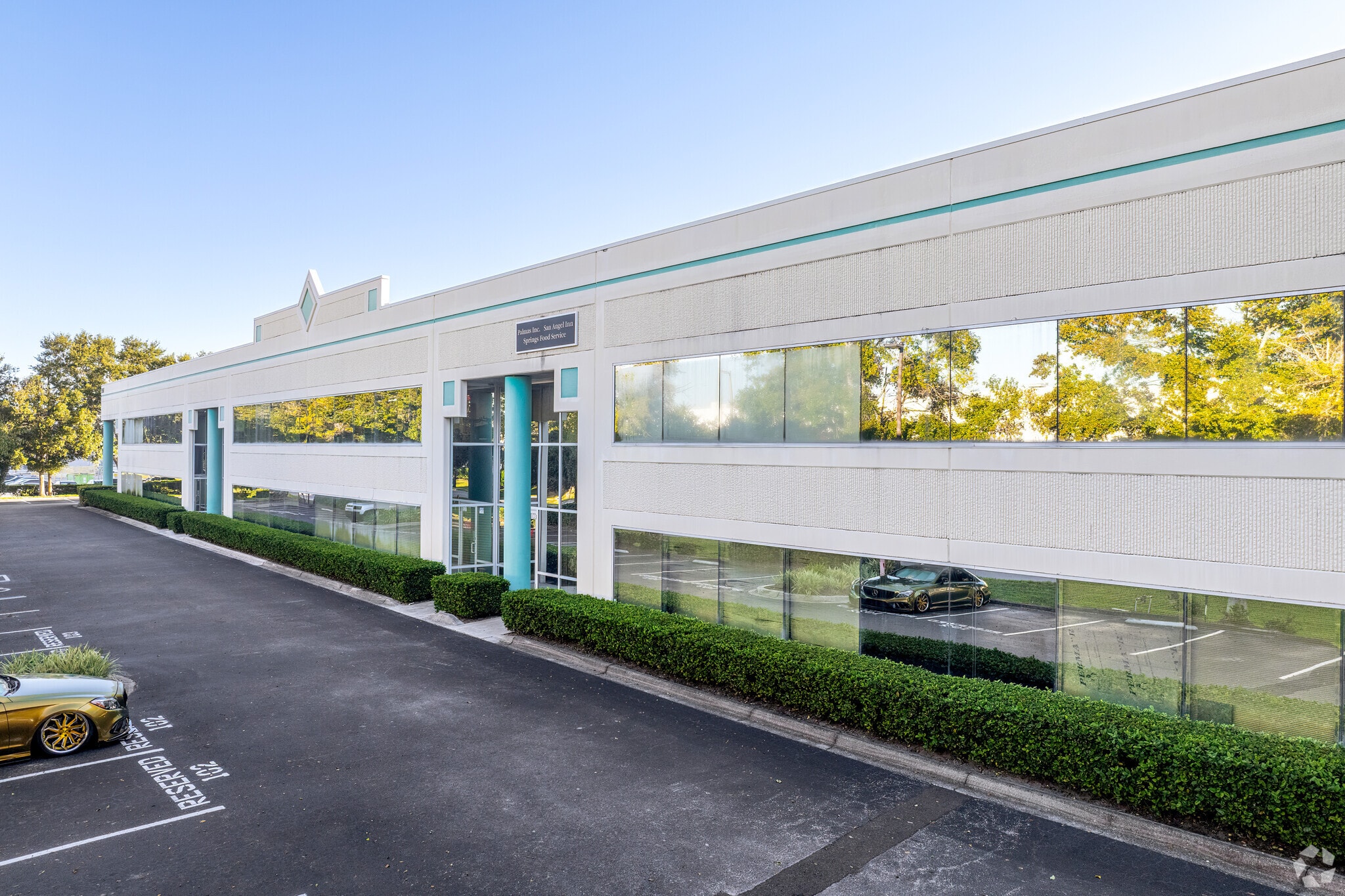 7507 Kingspointe Pkwy, Orlando, FL for Rent