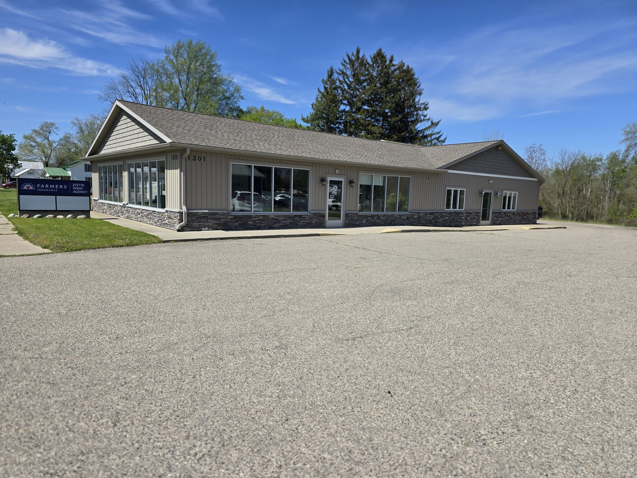 1301 E Grand River Ave Portland, MI 48875 Retail Property for Lease