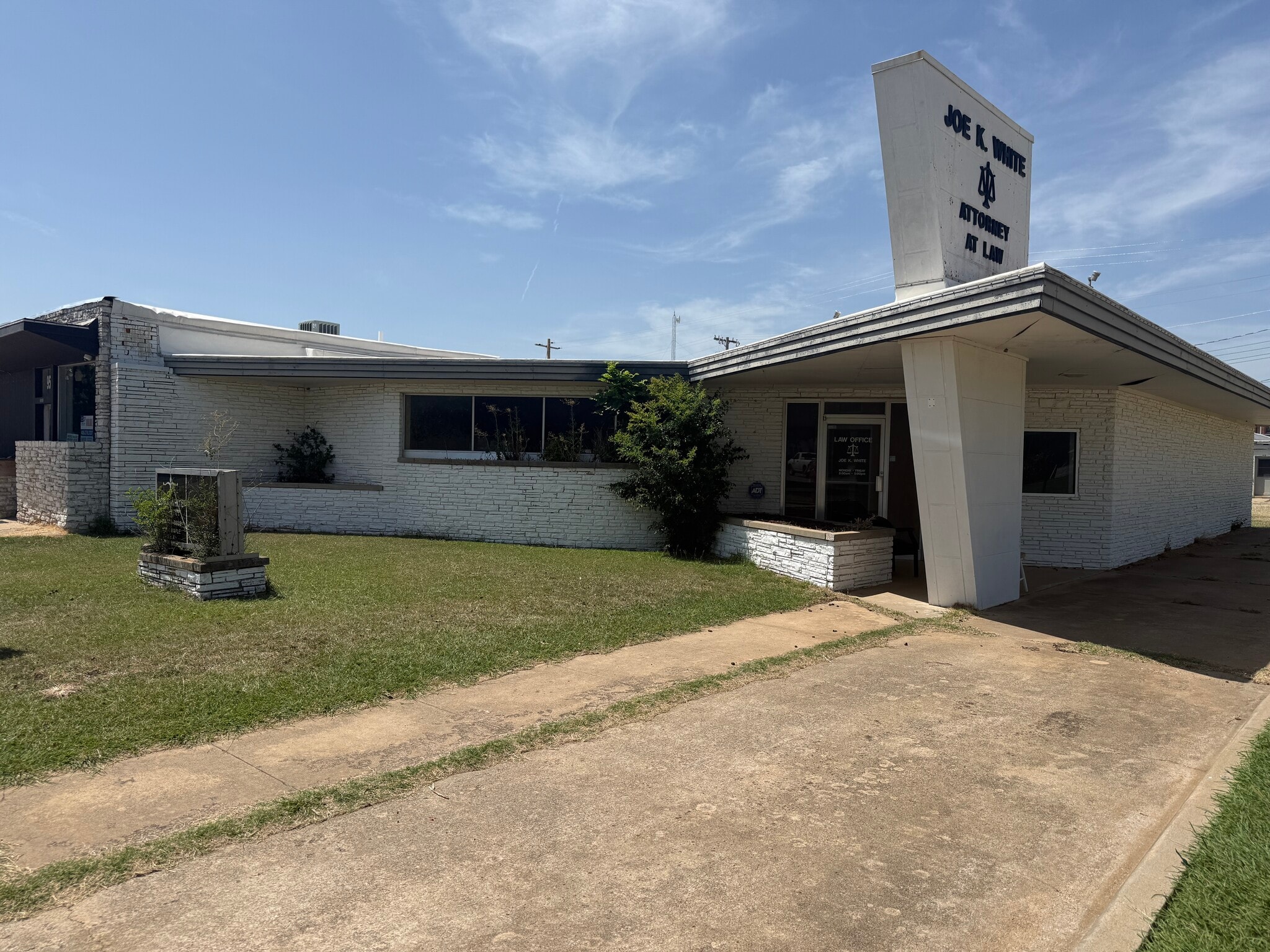 945 W Maple Ave, Duncan, OK for Sale