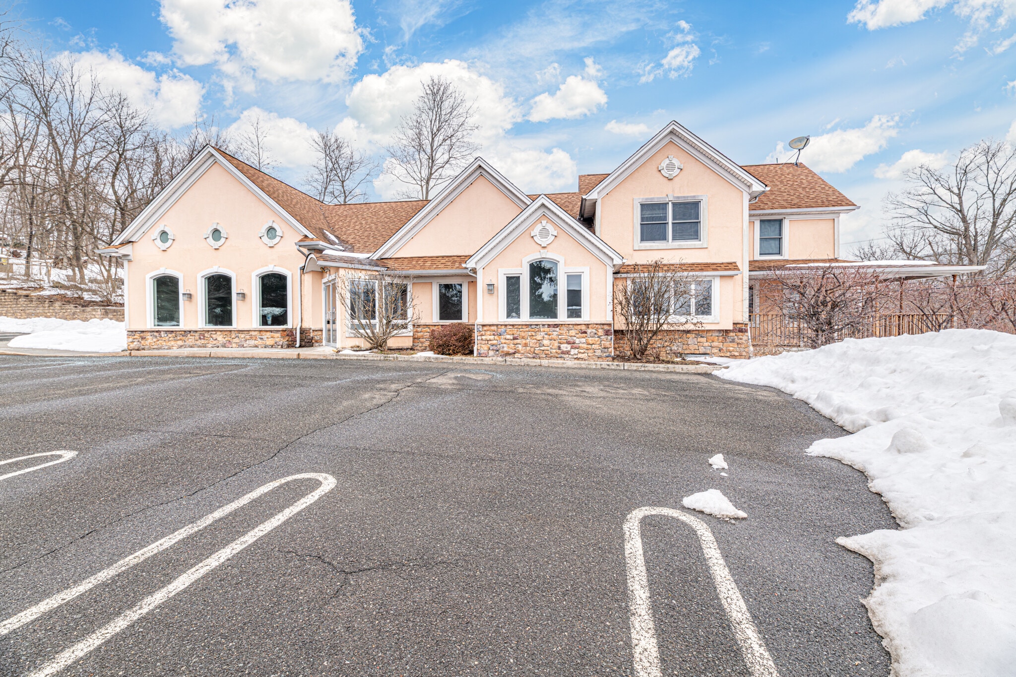 137 Rutherford Ave, Franklin, NJ for Rent